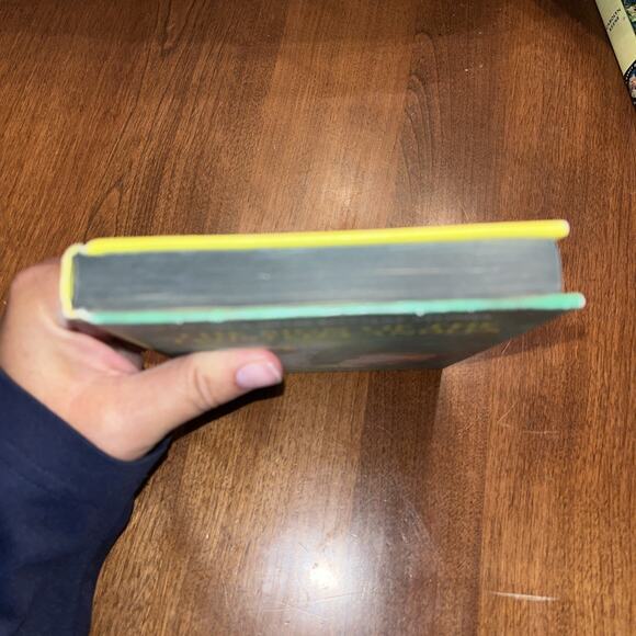 1968 Nancy Drew Mystery Stories #9 The Sign of the Twisted Candles Carolyn Keene - Picture 2 of 4